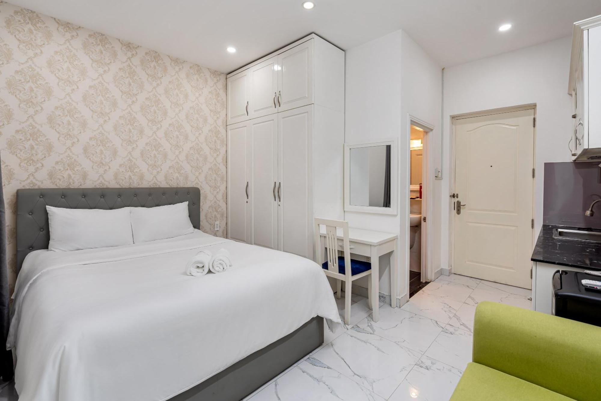 הו צ'י מין סיטי Lotus Hotel Nguyen Phi Khanh Q1 מראה חיצוני תמונה