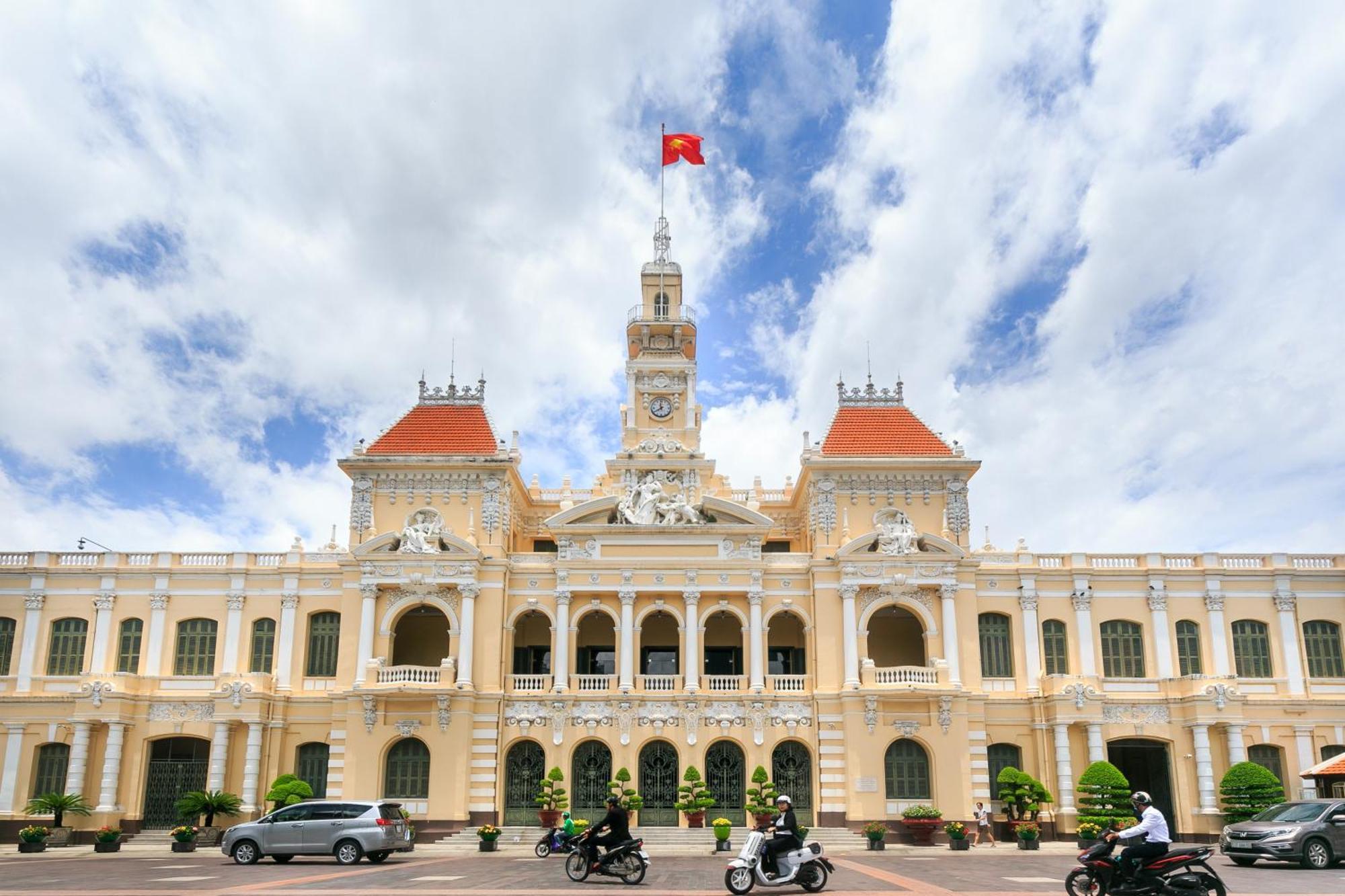 הו צ'י מין סיטי Lotus Hotel Nguyen Phi Khanh Q1 מראה חיצוני תמונה